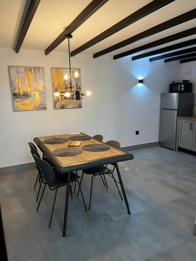מרידה Apartamentos La Chimenea מראה חיצוני תמונה